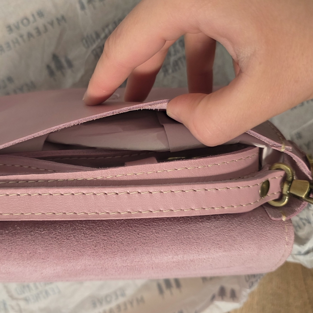Portland Leather Blush Crossbody Bag - Picture 7 of 9